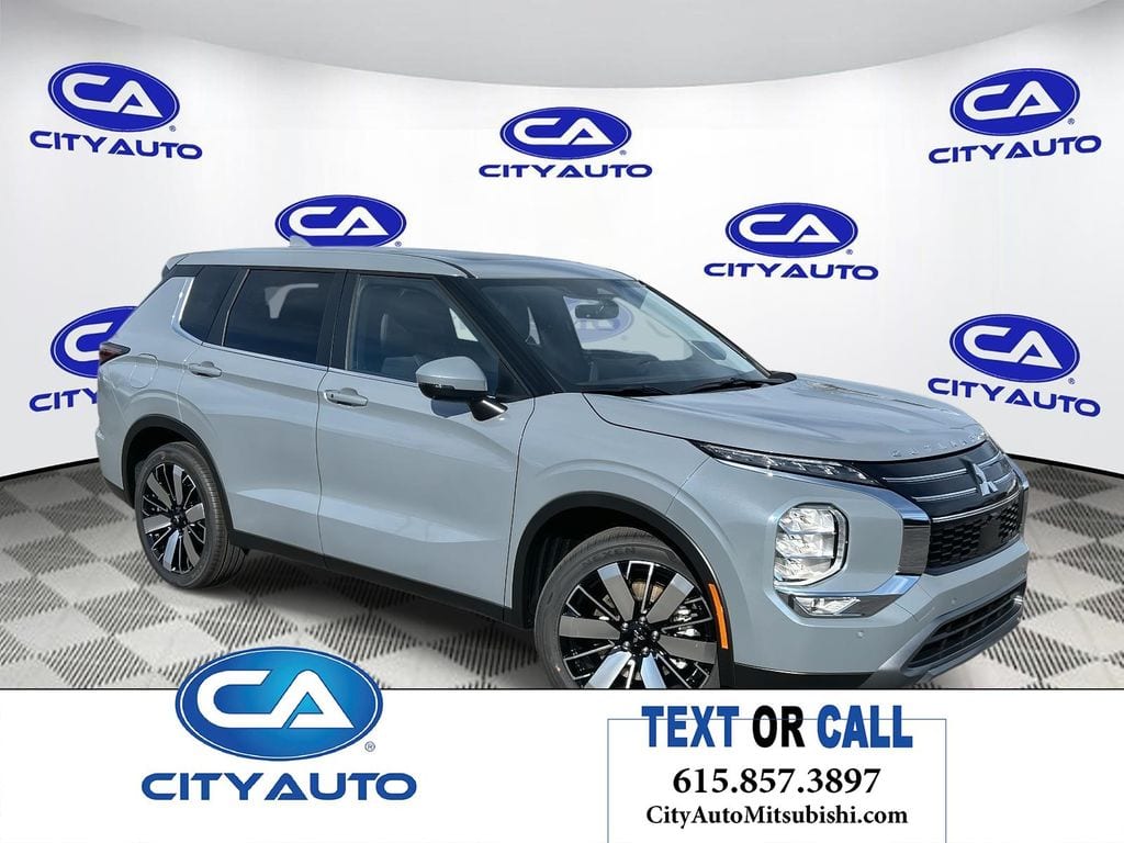 2026 Mitsubishi Outlander SE Tech Package