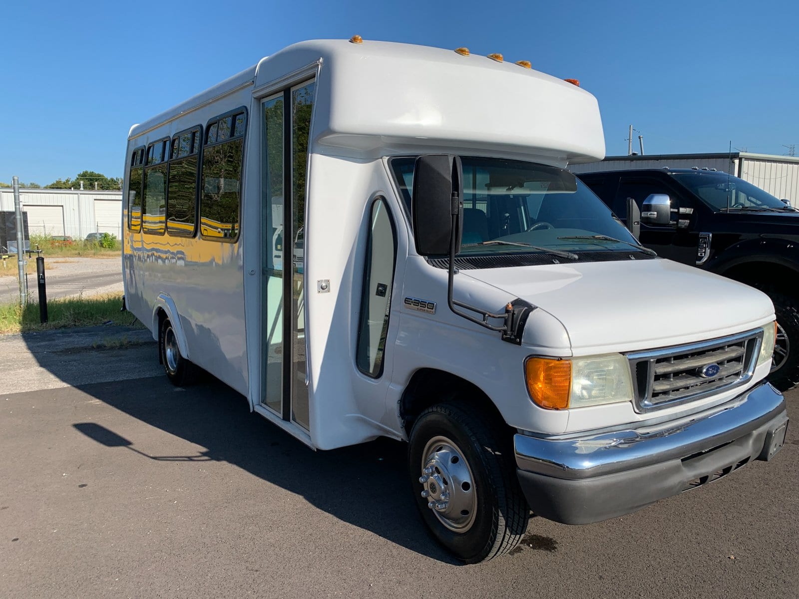2006 Ford Econoline E350 Super Duty Base