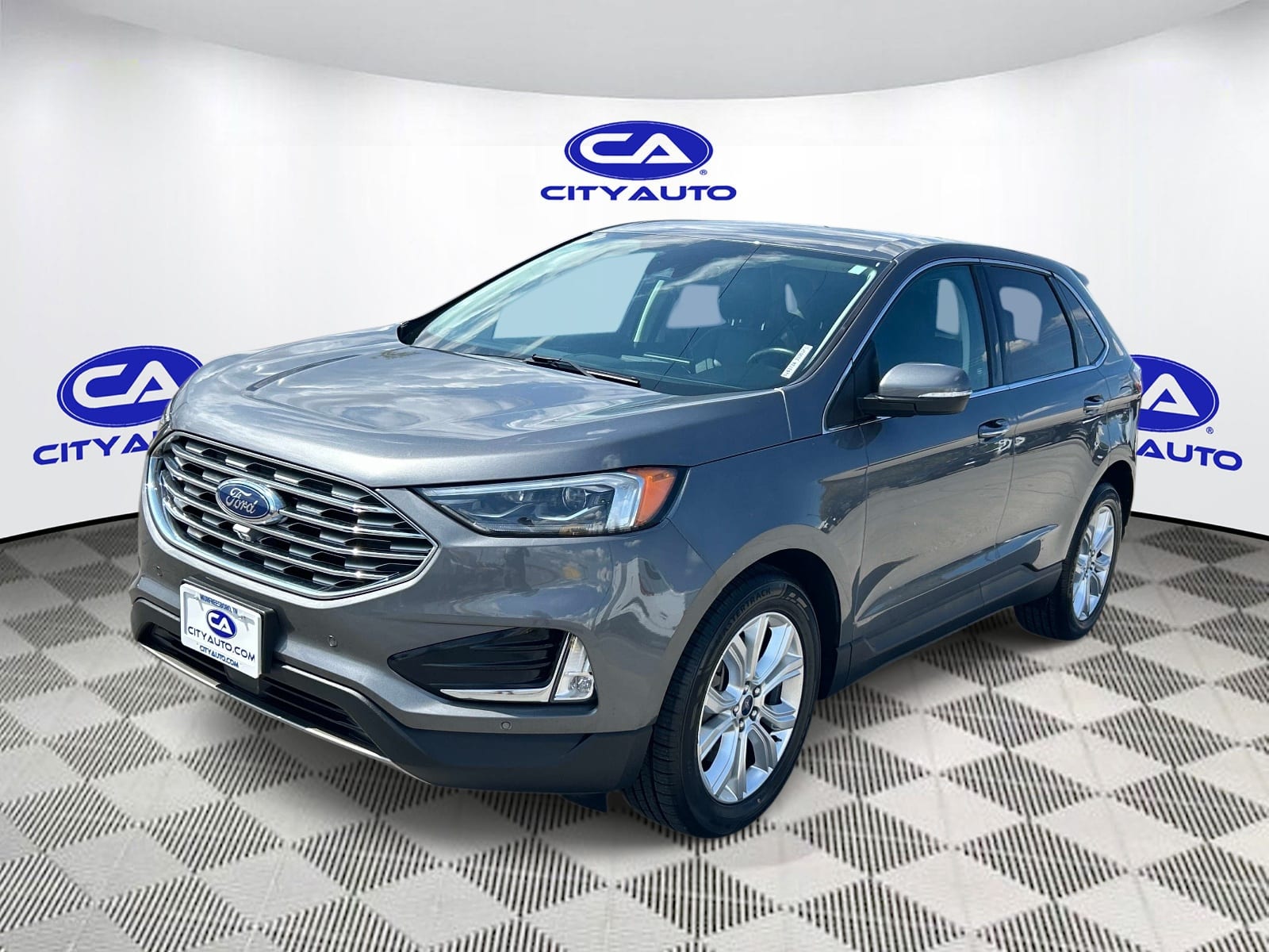 2022 Ford Edge Titanium
