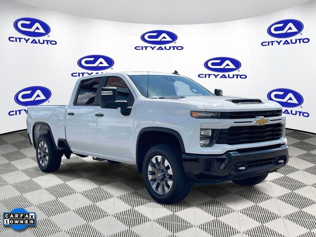2024 Chevrolet Silverado 2500HD Custom