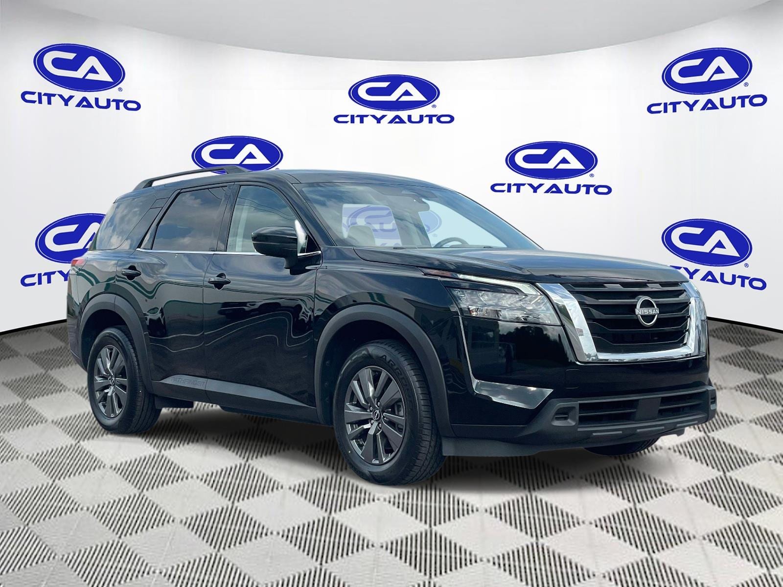 2023 Nissan Pathfinder SV