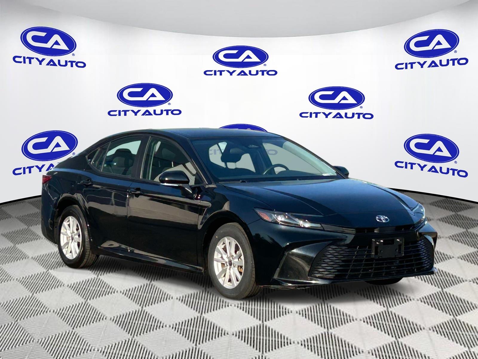 2025 Toyota Camry Hybrid