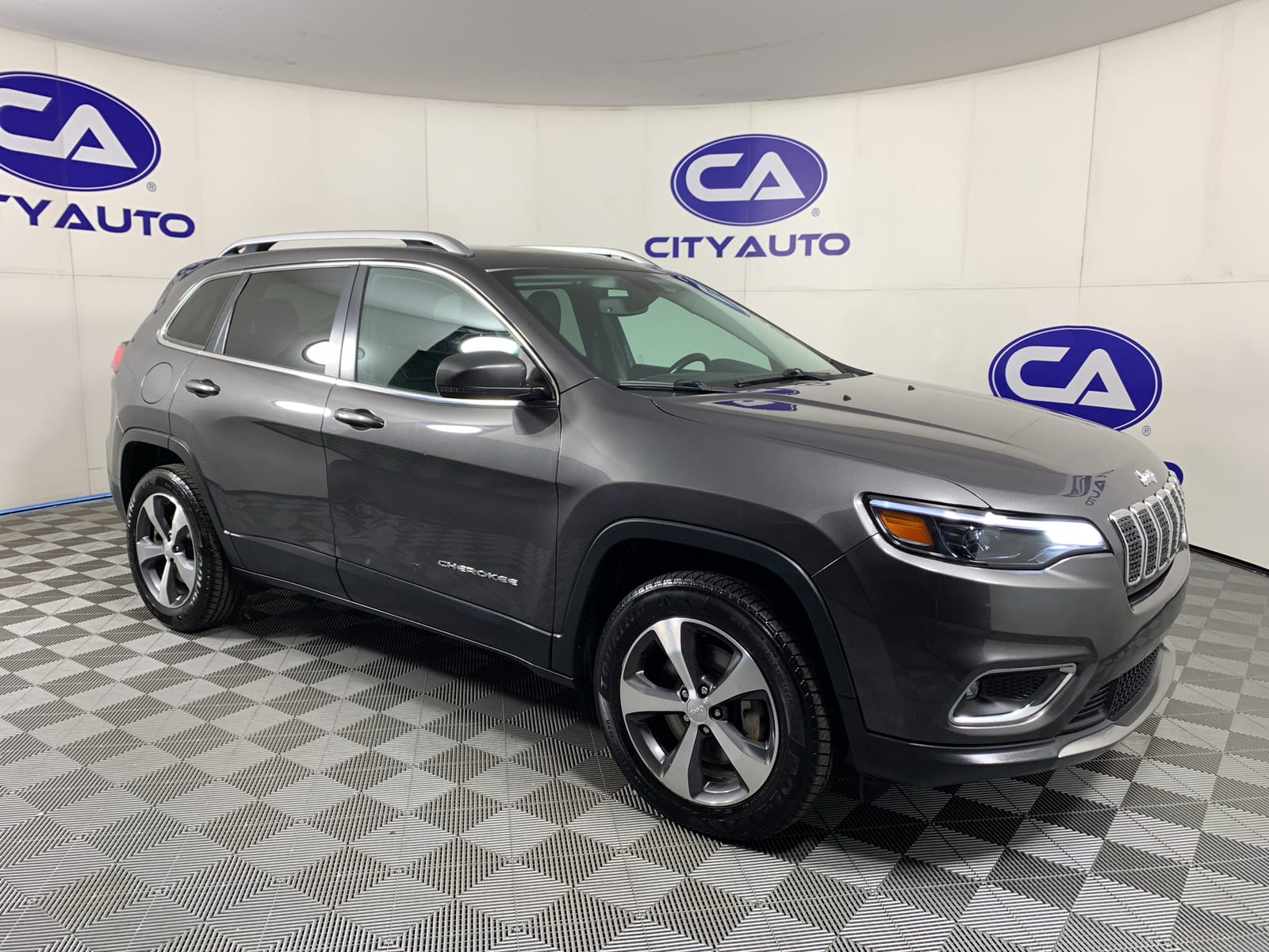 2020 Jeep Cherokee Limited, foto 1