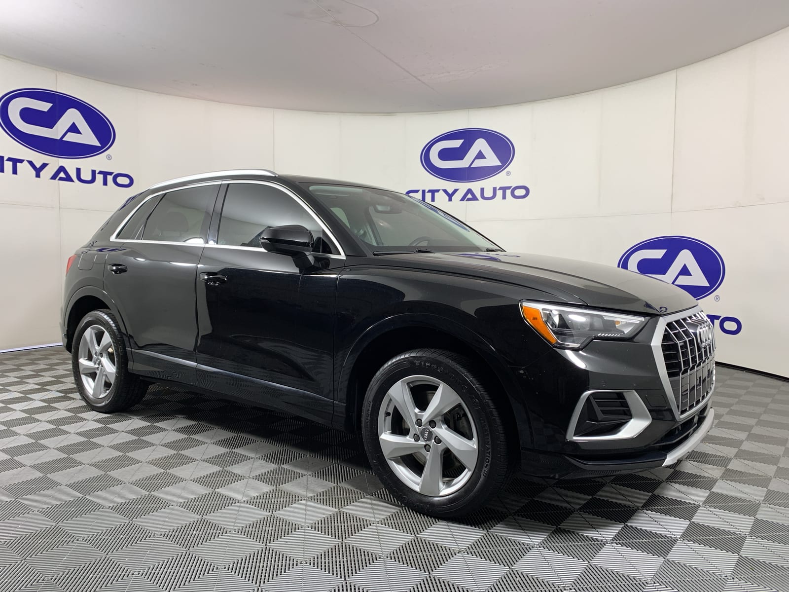 2020 Audi Q3 Premium
