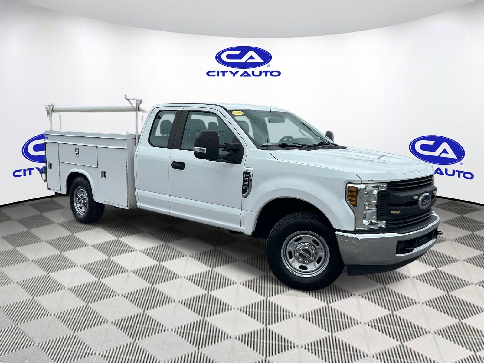 2018 Ford F-350 Super Duty XLT