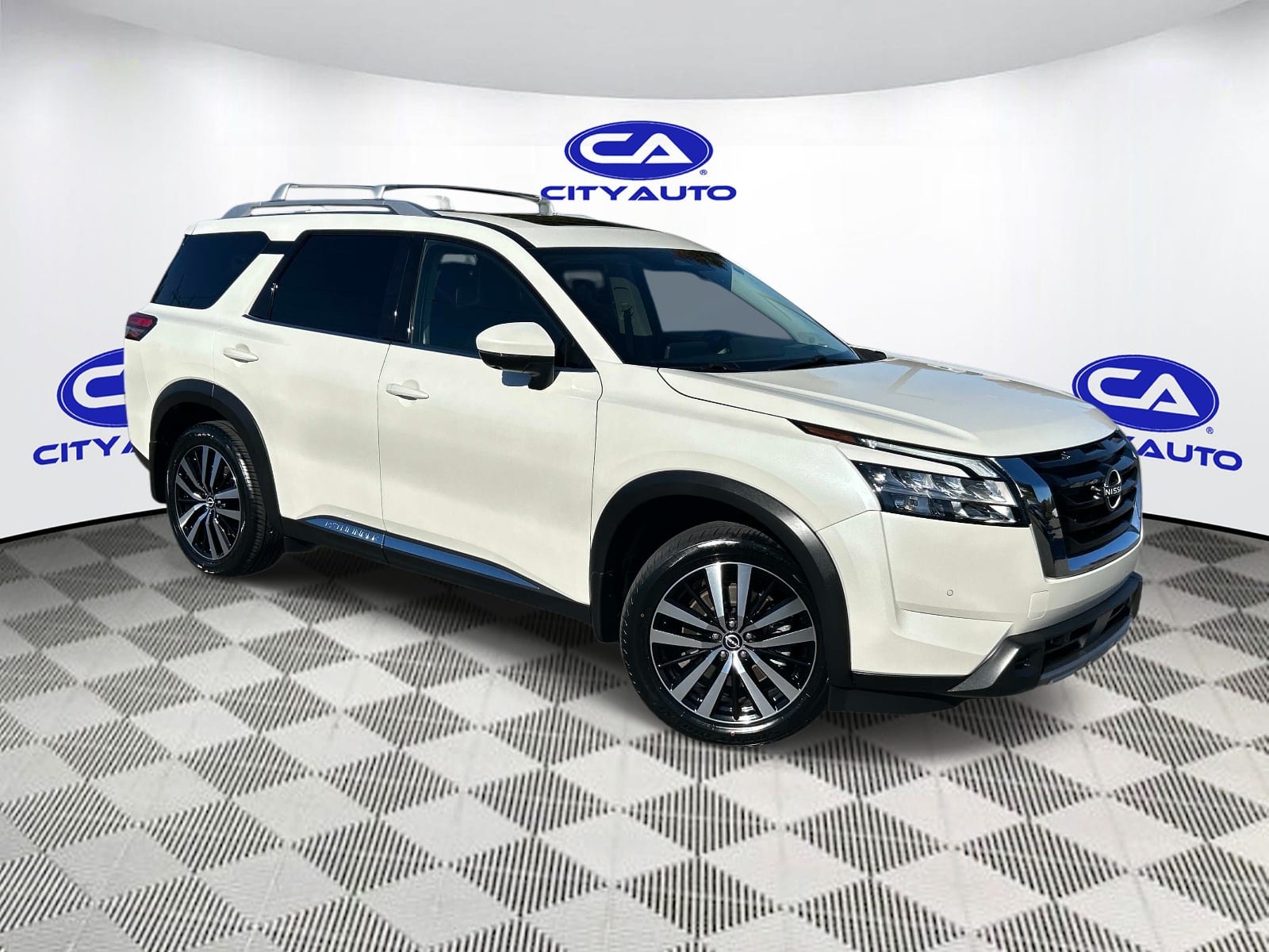 2024 Nissan Pathfinder Platinum