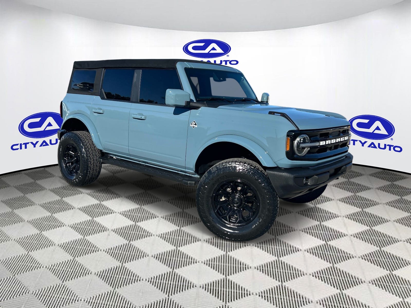 2022 Ford Bronco Outer Banks