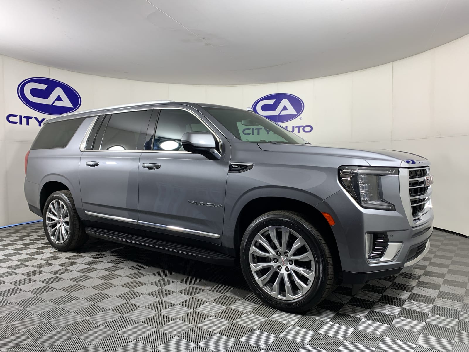 2022 GMC Yukon XL 1500 SLT