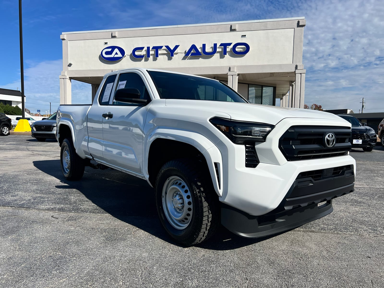 2025 Toyota Tacoma SR