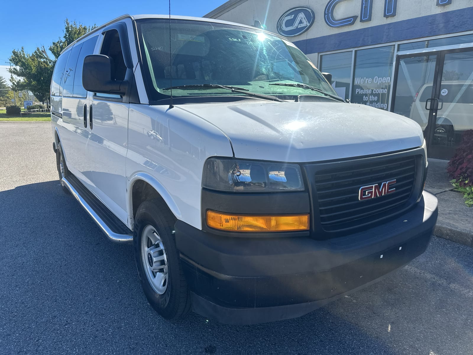 2019 GMC Savana 3500 LS