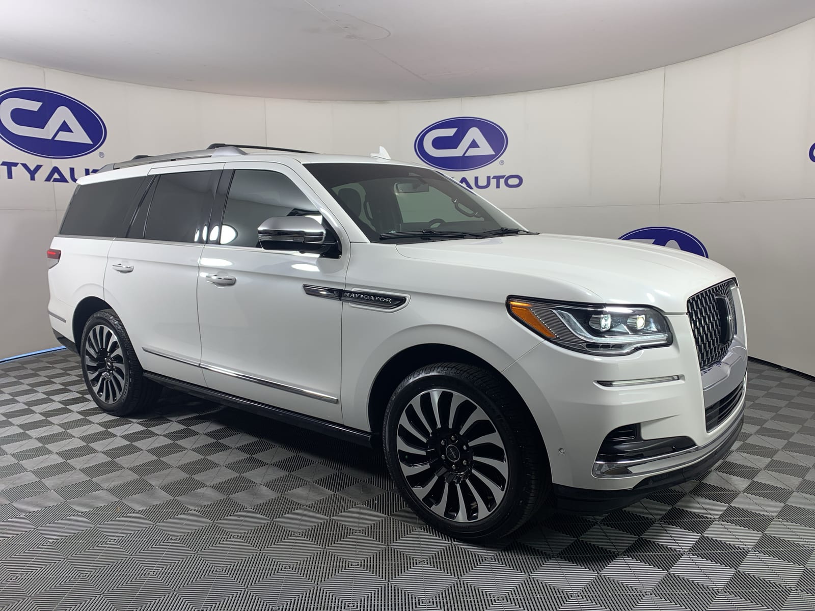 2022 Lincoln Navigator Black Label