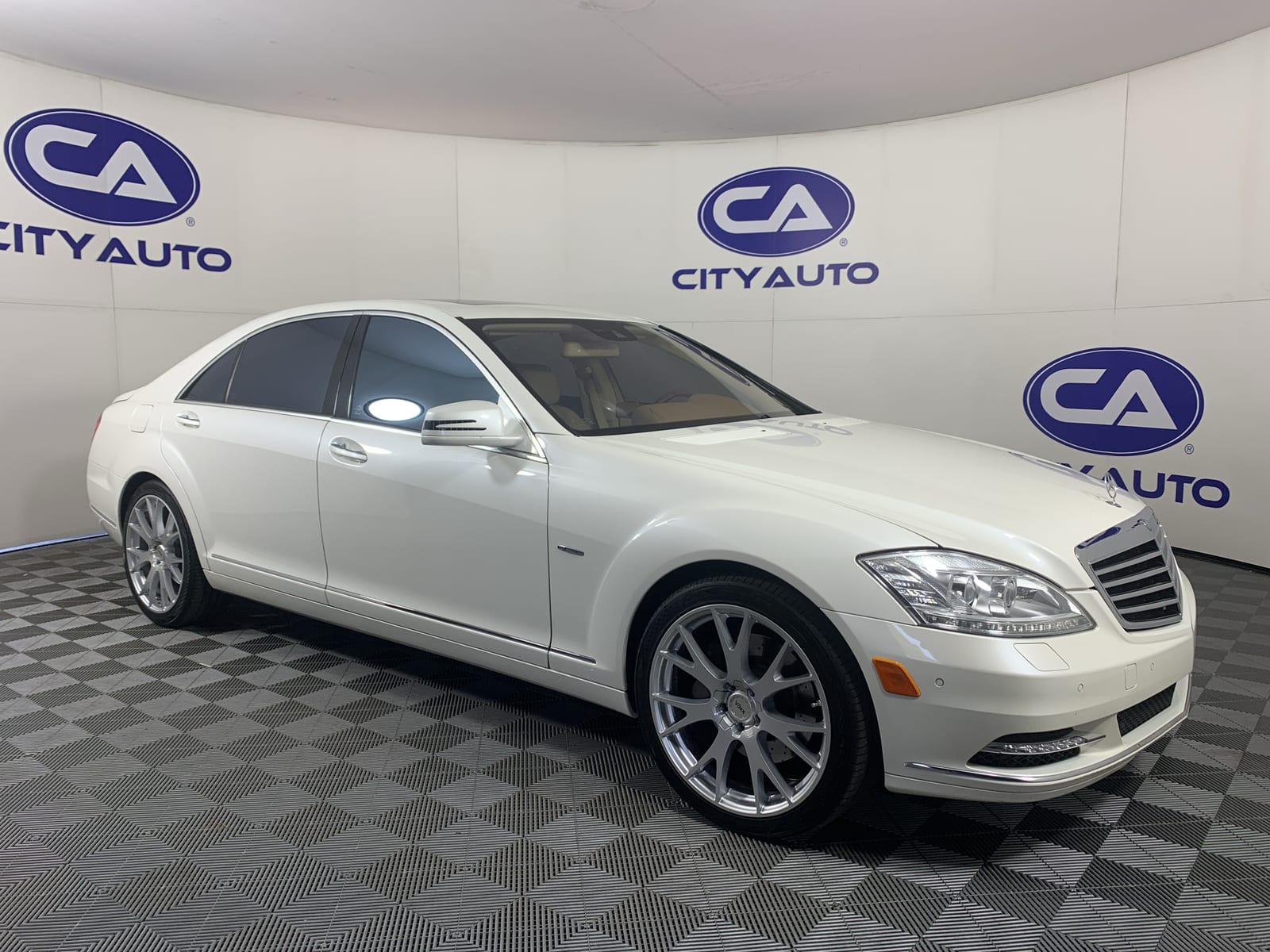 2012 Mercedes-Benz S-Class S550, foto 1