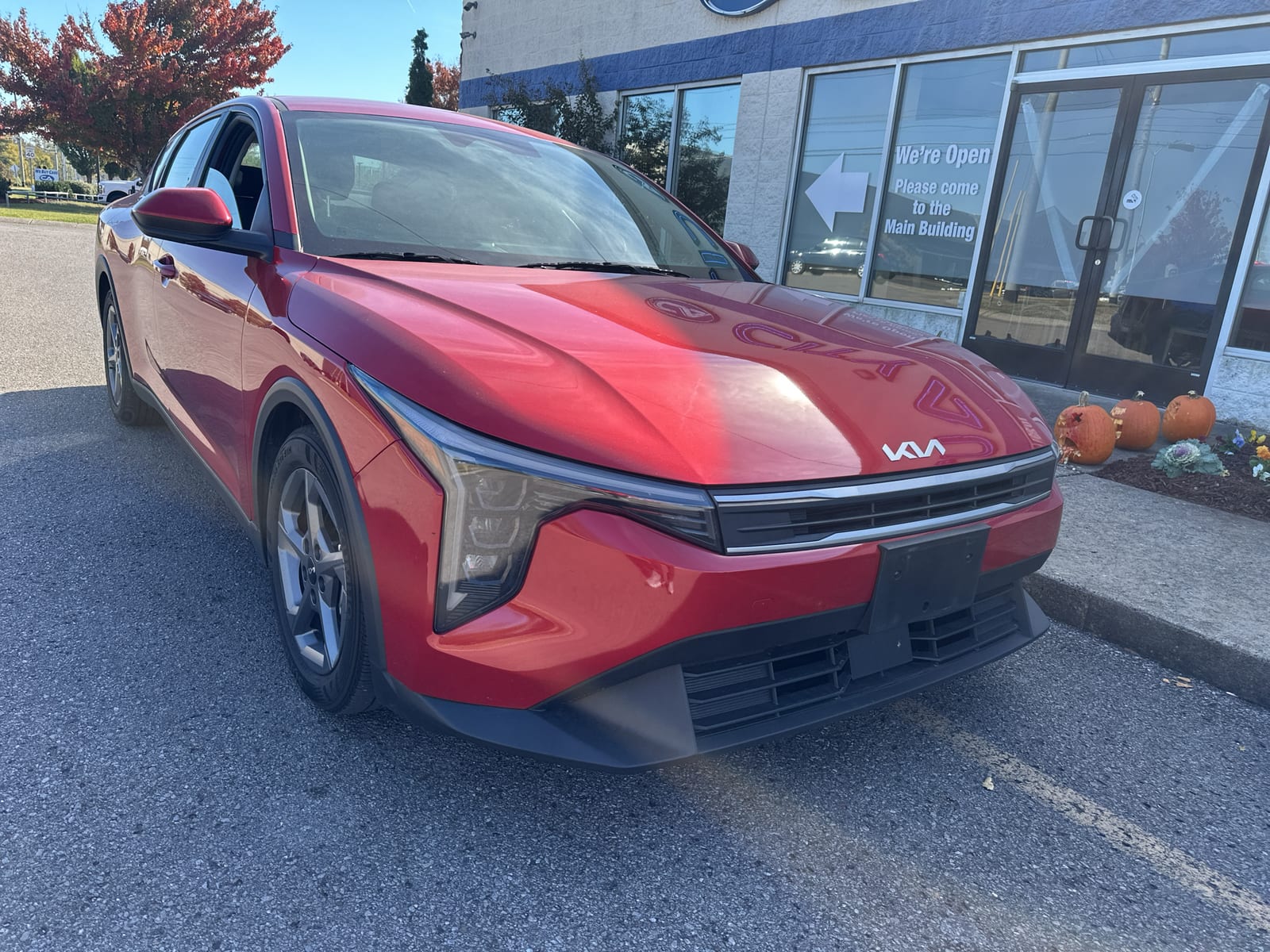 2025 Kia K4 LXS, foto 1